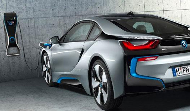 BMW хочет, чтобы к 2023 году 20% автомобилей были электрическими