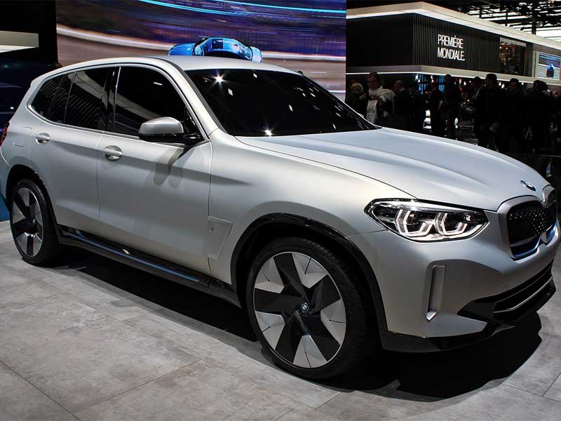 BMW подтверждает приверженность электромобилям и инвестирует в водородные топливные элементы