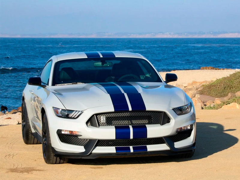 Ford прекращает выпуск Mustang Shelby GT350 и GT350R