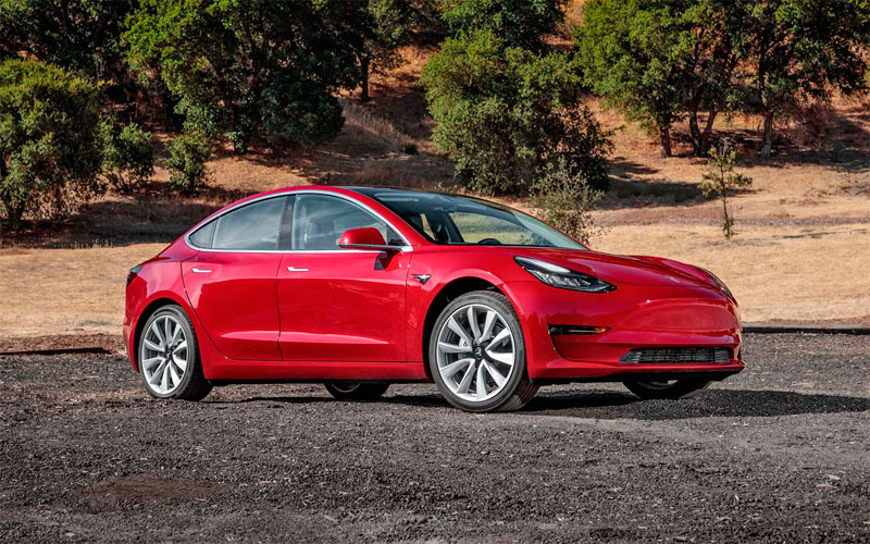Илон Маск намекает на новый американский автомобильный завод для Tesla